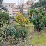 Cozy, Terrasse, Parking, à 2 Pas D'ici * Saint-Raphaël